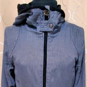 Lululemon size 8 without tag jacket